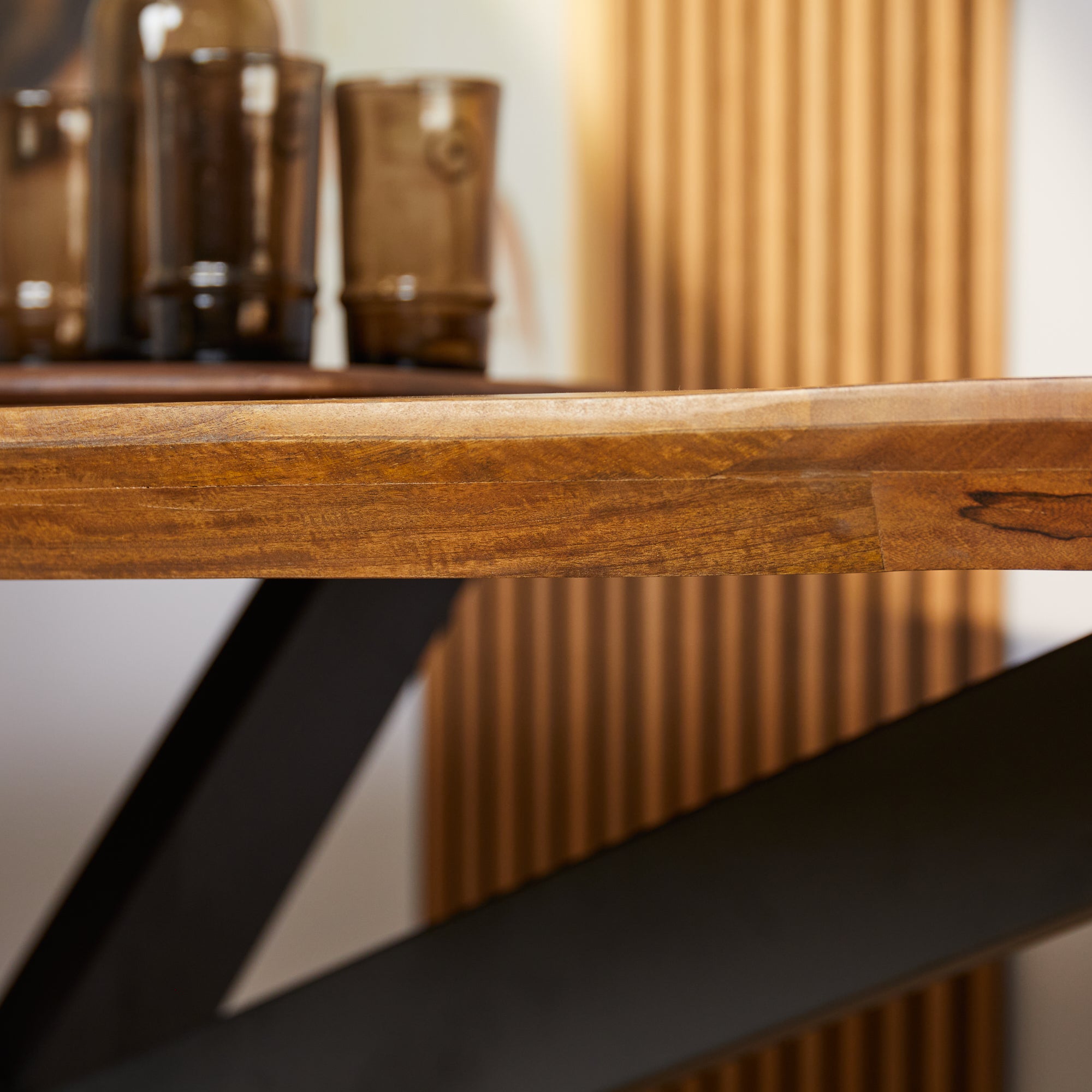 Royale ovale eettafel Brandy van Starfurn, 300 cm massief mangohout