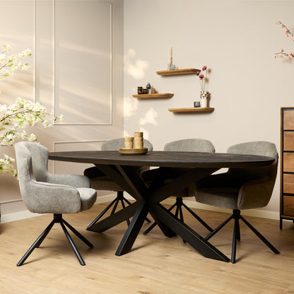 Eettafel Brandy Mangohout Zwart Ovaal 210cm van Starfurn met matrixpoot
