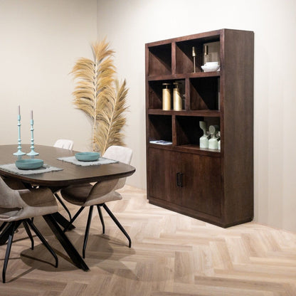 Eettafel Jesper Chestnut 210cm in een eetkamer
