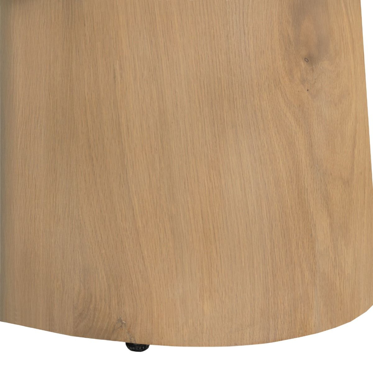 Close-up van de afgeronde voet van de eettafel Novero naturel