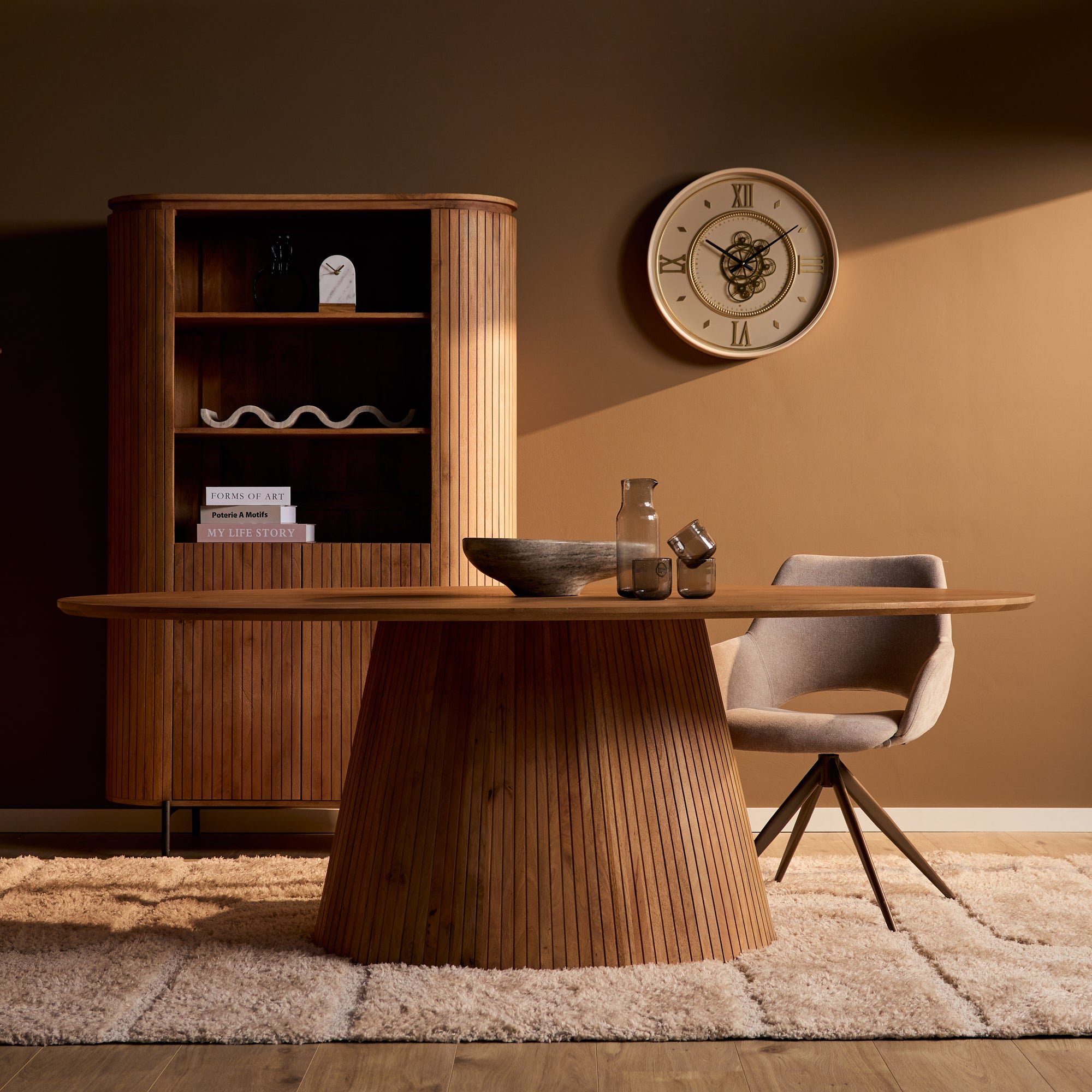 Ovale eettafel Solana van Starfurn in naturel mangohout van 210 cm lang