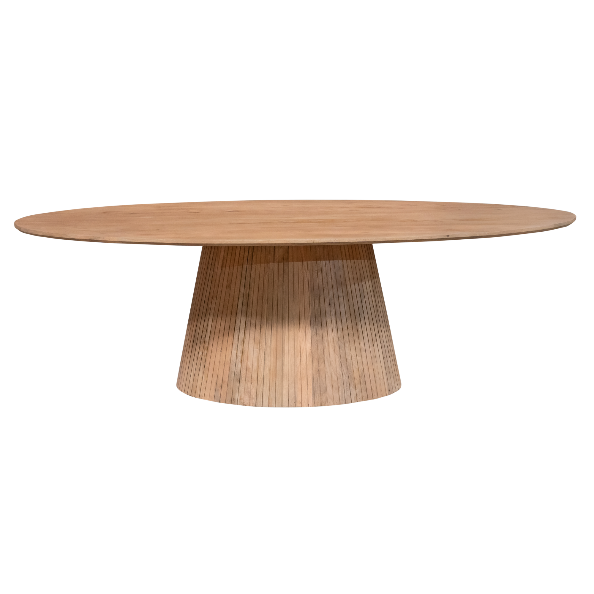 Schuin vooraanzicht van de ovale mangohouten Solana eettafel op 76 cm hoogte