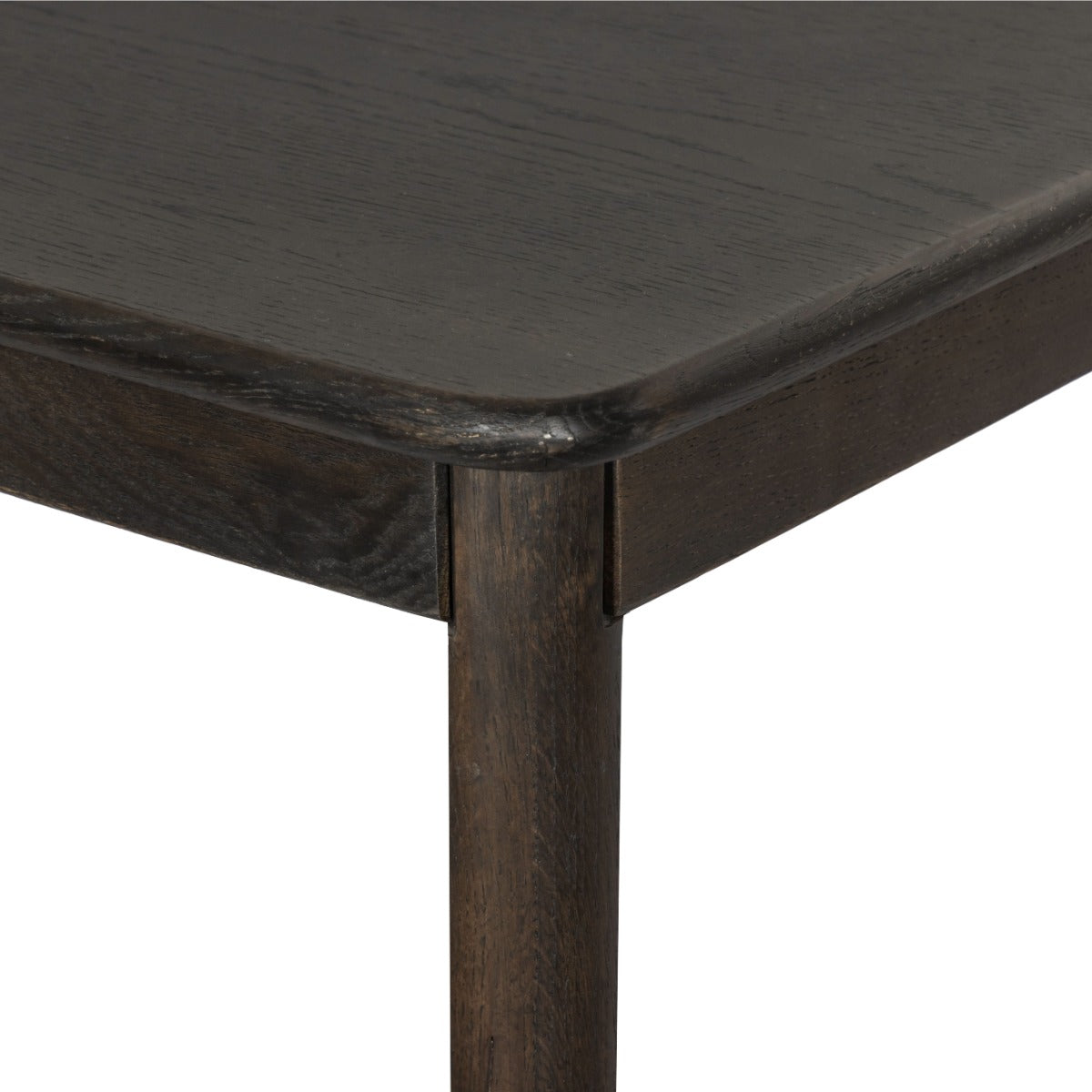 Detail van de afgeronde hoek en de bladrand van 22 mm van de espresso Tobago eettafel