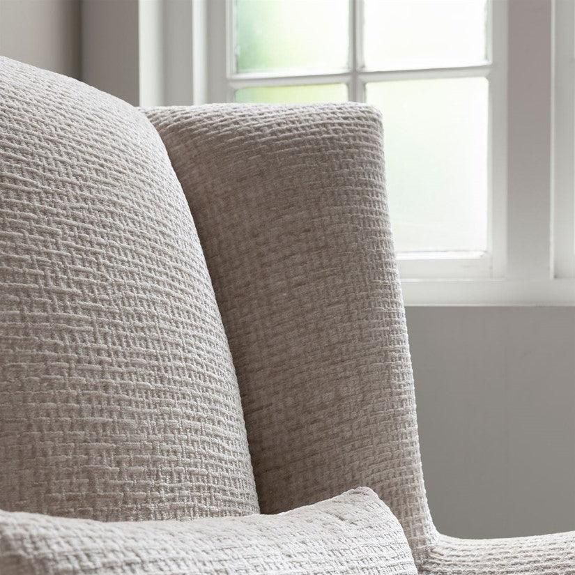 Fauteuil Astro Glamour naturel in sfeervolle zithoek MUST Living