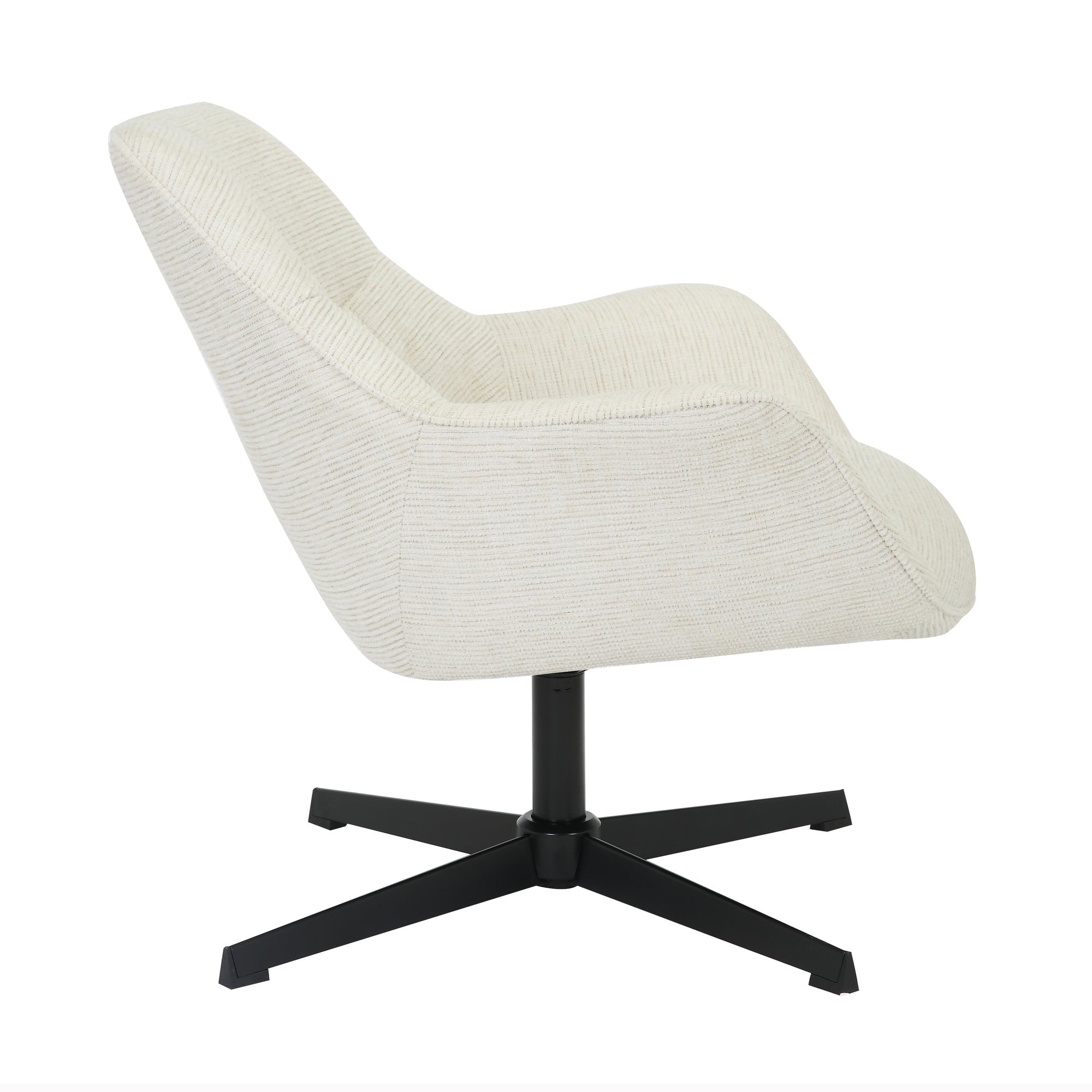 Daphne fauteuil van Livingfurn in sand