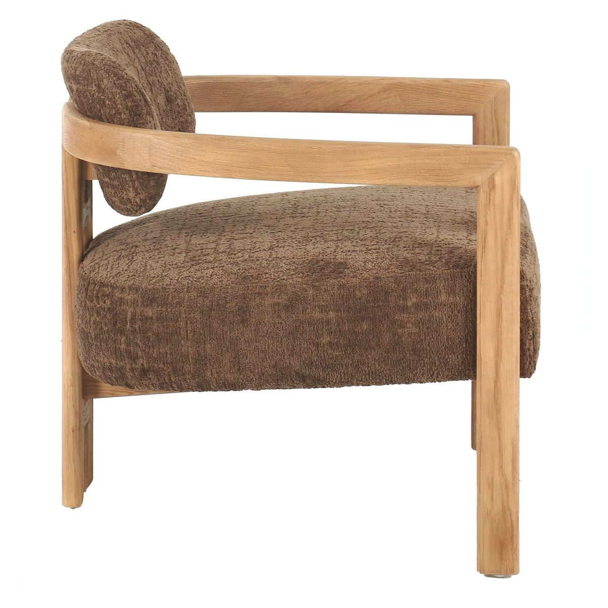 Fauteuil Kelly Hazelnoot in sfeervolle zithoek MUST Living