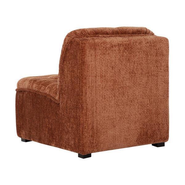 Fauteuil Liberty Glamour Kaneel van MUST Living, achteraanzicht van de gestoffeerde rug
