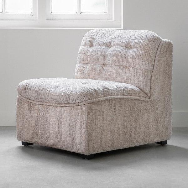 Fauteuil Liberty Glamour Naturel van MUST Living, zijaanzicht met houten poten