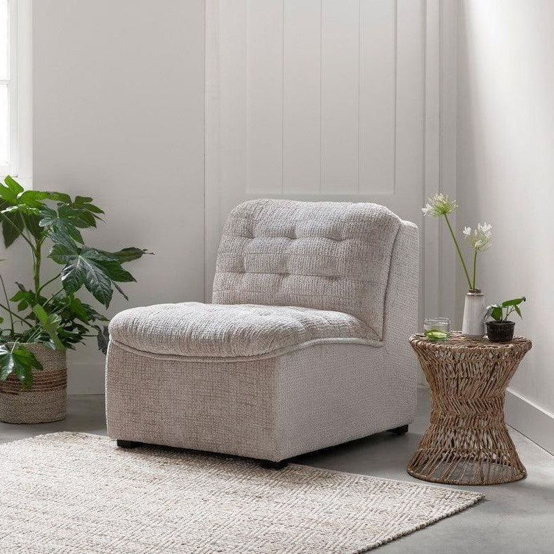 Fauteuil Liberty Glamour Naturel van MUST Living, achteraanzicht van de gestoffeerde rug
