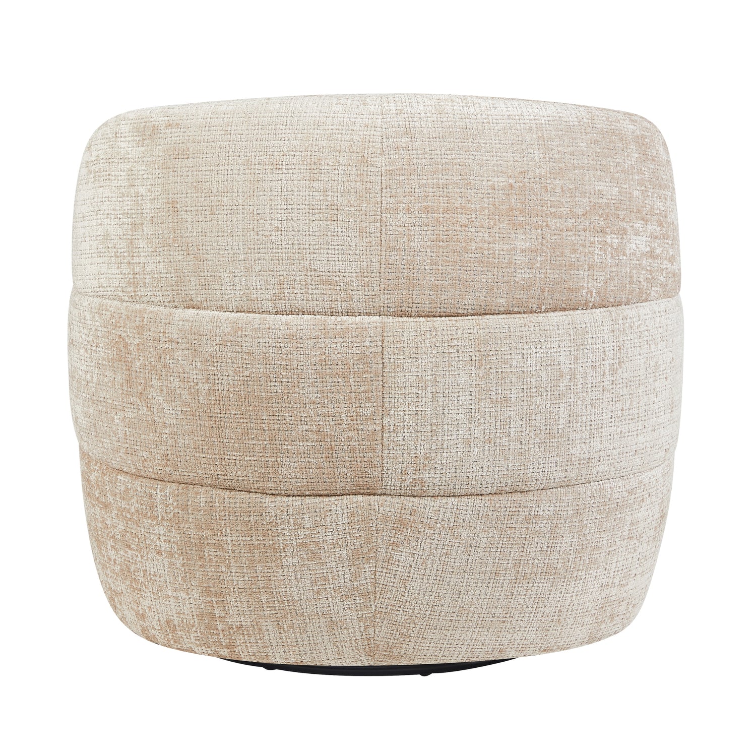 Fauteuil Yara van Starfurn van bovenaf met zicht op de brede zitting en zitdiepte van 56cm