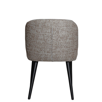 Fiori Beige Mois 04 eetkamerstoel van PTMD, detail van de beige stoffen bekleding