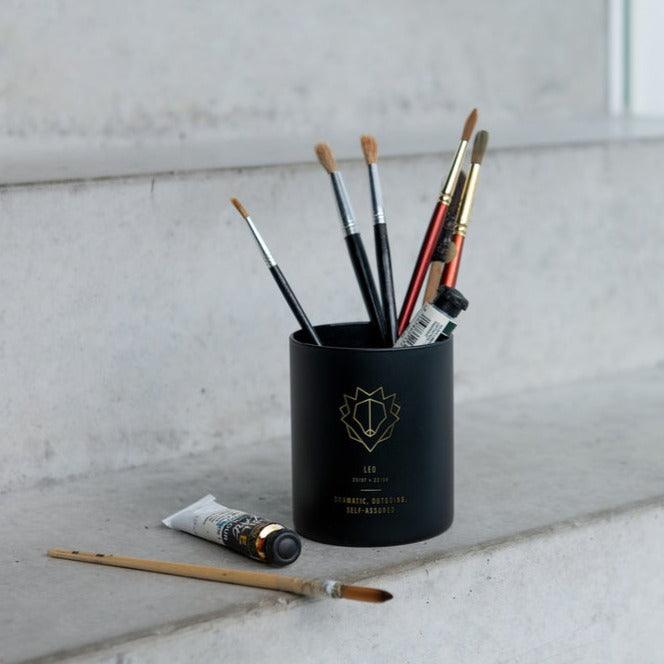 Geurkaars Astro Leeuw Zwart-50u - Geurkaars - J-Line - livinglovely.nl