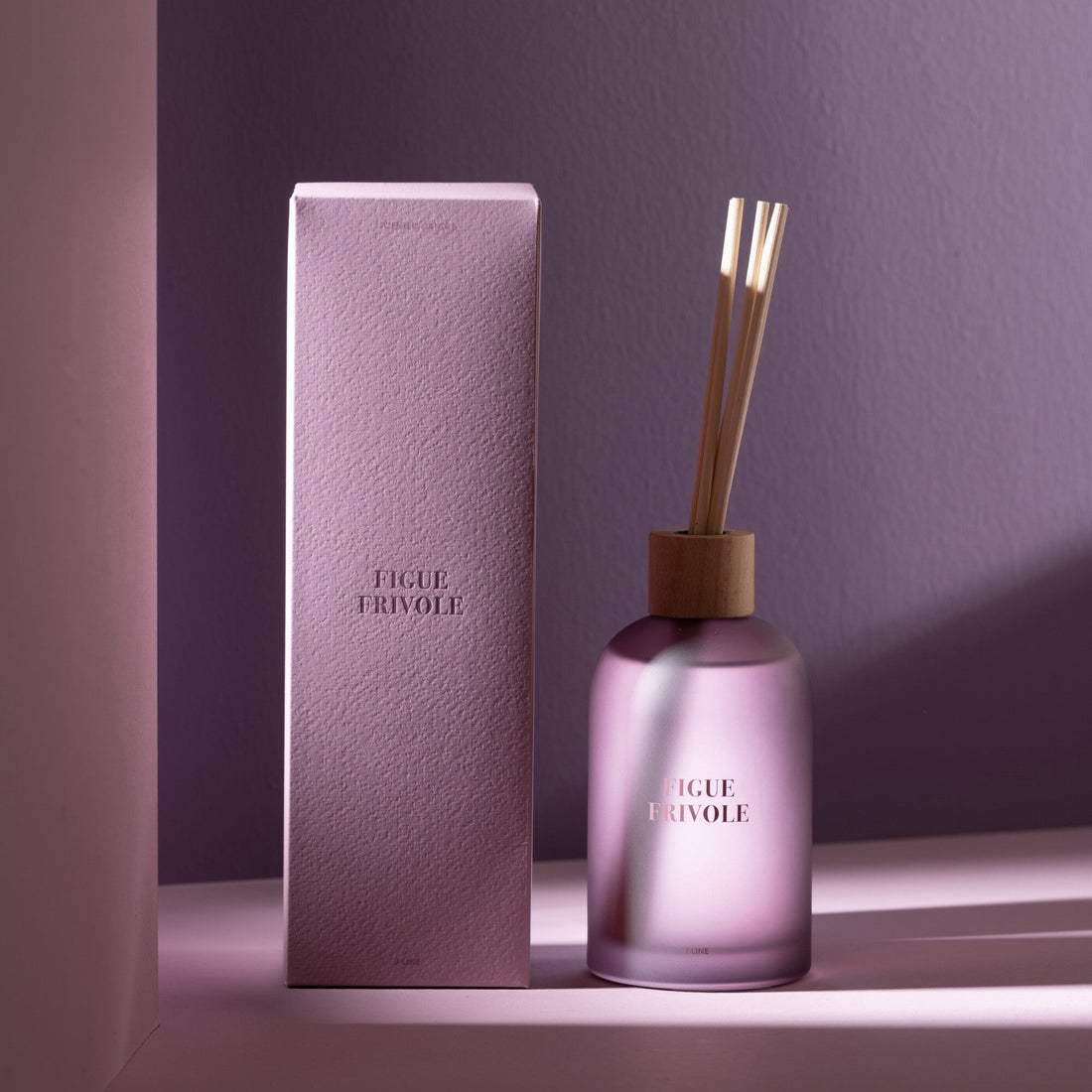 Geurstokjes Accords Essentiels Figue Frivole 250ml - Geurstokjes - J-Line - livinglovely.nl