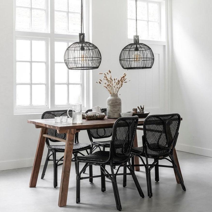 Hanglamp Las Salinas Large van MUST Living, brede kegelvormige hanglamp van zwart gevlochten pitriet
