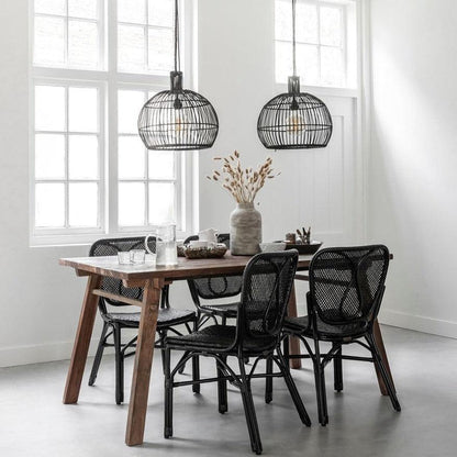 Hanglamp Las Salinas Large van MUST Living, brede kegelvormige hanglamp van zwart gevlochten pitriet