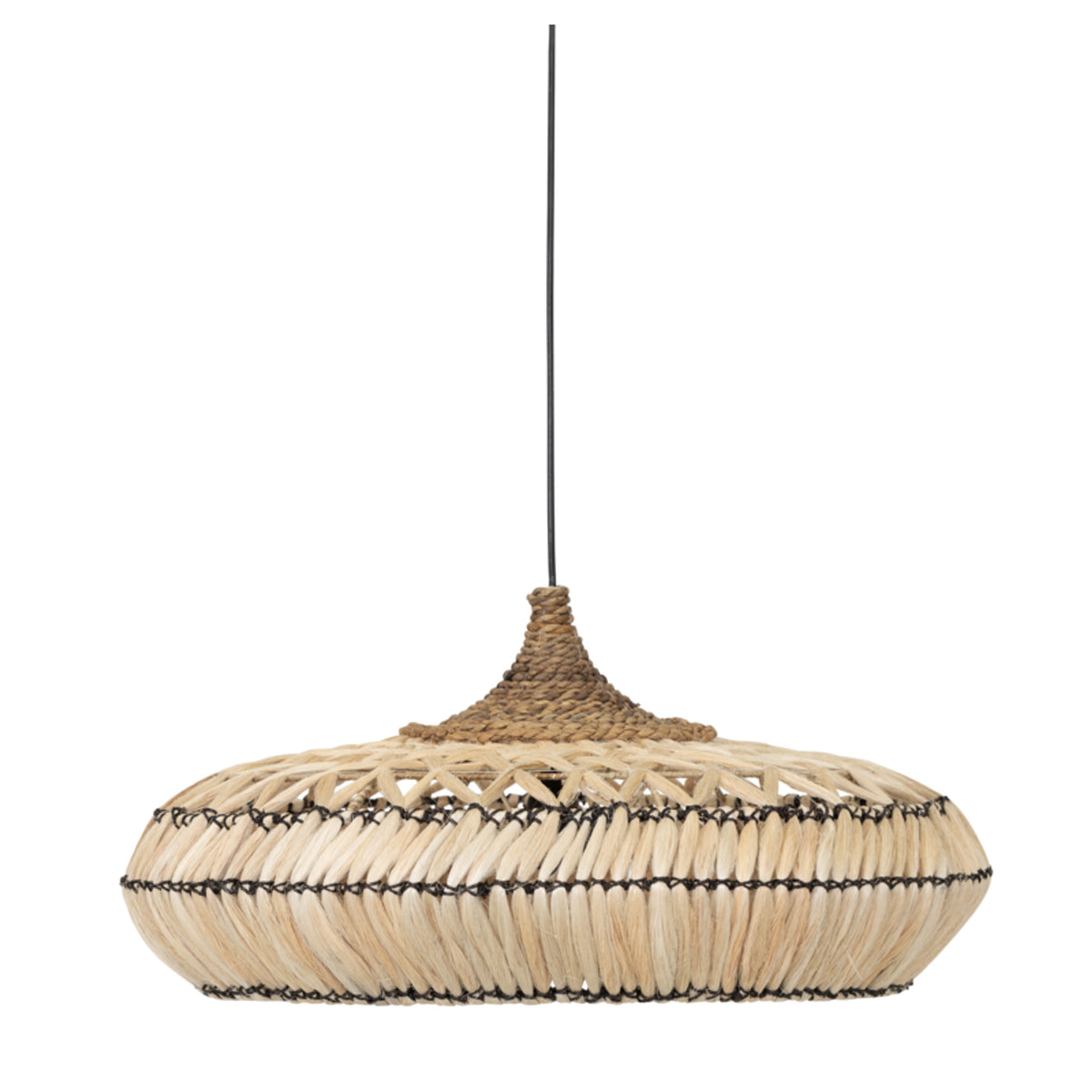 Hanglamp Nerja van MUST Living, platte ronde kap van naturel abaca met zwarte stiksels en gevlochten top