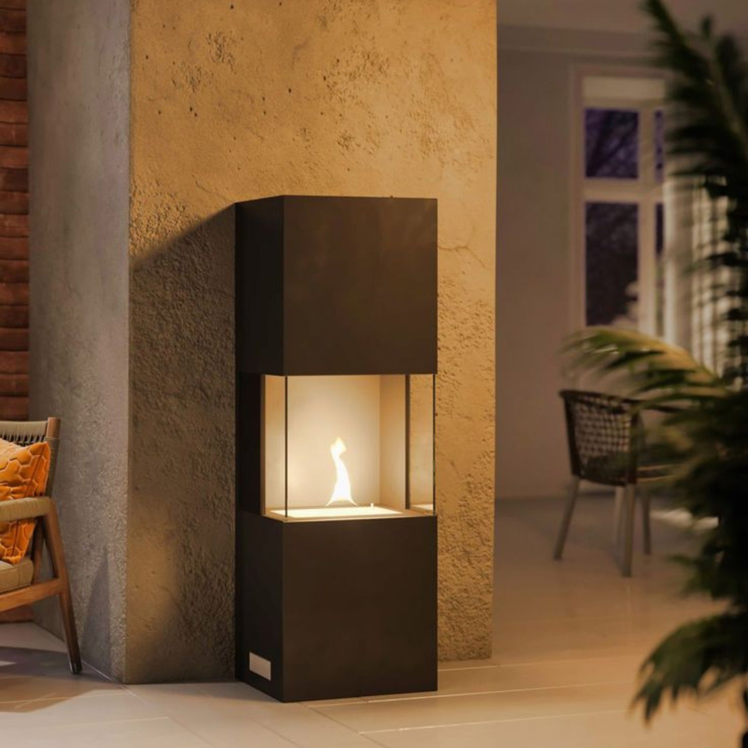 Indie Freestanding Openhaard Zwart Tenderflame - Openhaard - Tenderflame - livinglovely.nl