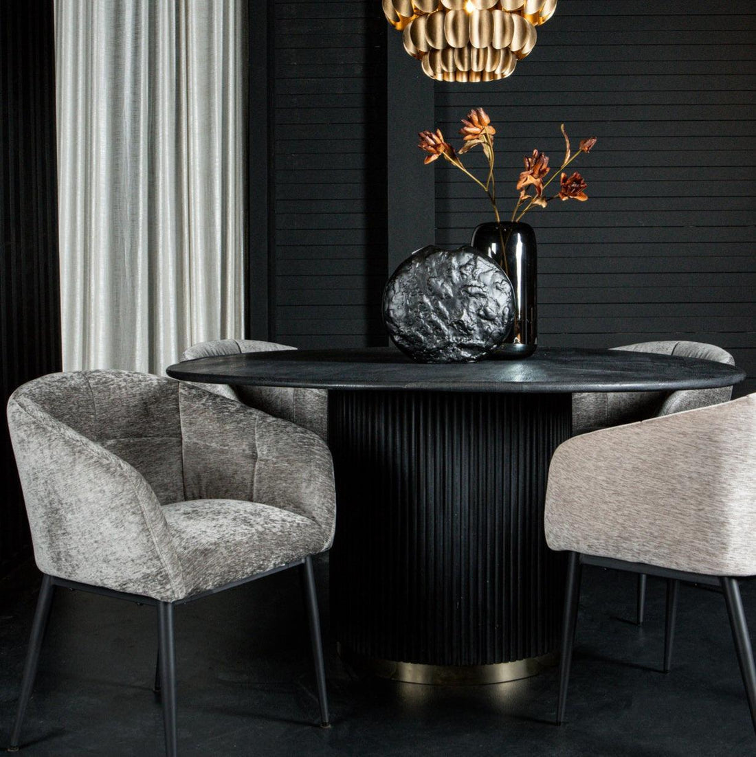 Jeno Cream 04 Aura Fabric Armchair Black Legs Eetkamerstoel PTMD - Eetkamerstoel - PTMD - livinglovely.nl