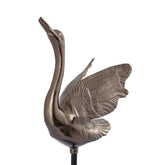 Joycee Brass casted alu swan statue open wings PTMD - Beeld - PTMD - livinglovely.nl