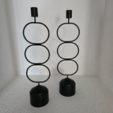 Kaarshouder Ringen Zwart 11x8x39cm 1 + 1 Gratis - Kandelaar - Living Lovely - livinglovely.nl