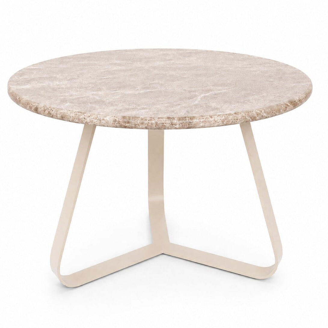 Kae Salontafel Marmer Beige Rond Small van PTMD, ronde salontafel met ijzeren poten, vooraanzicht op wit
