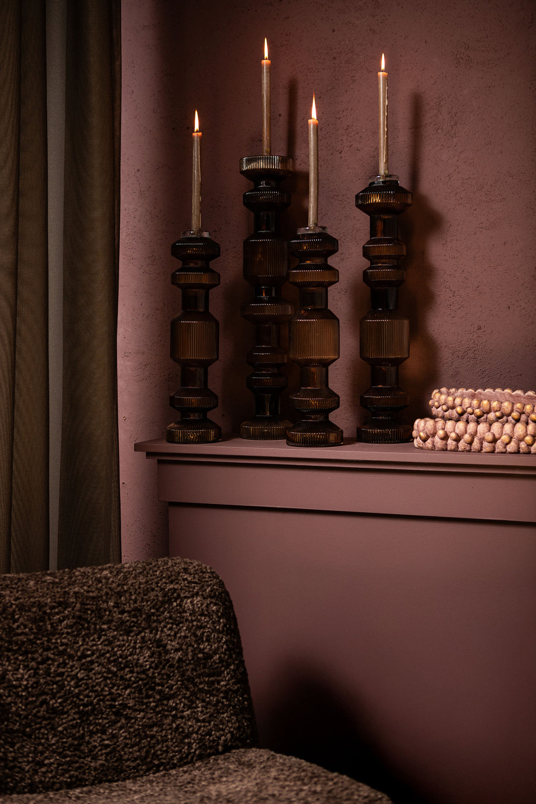 Kandelaar Galinda S - 13x13x49 cm - Glas - Bruin PTMD - Kaarshouder - PTMD - livinglovely.nl