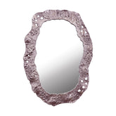 Kariss Bronze Casted Alu Mirror Rough Oval Shape van PTMD, ovale spiegel met ruwe bronskleurige lijst op witte achtergrond