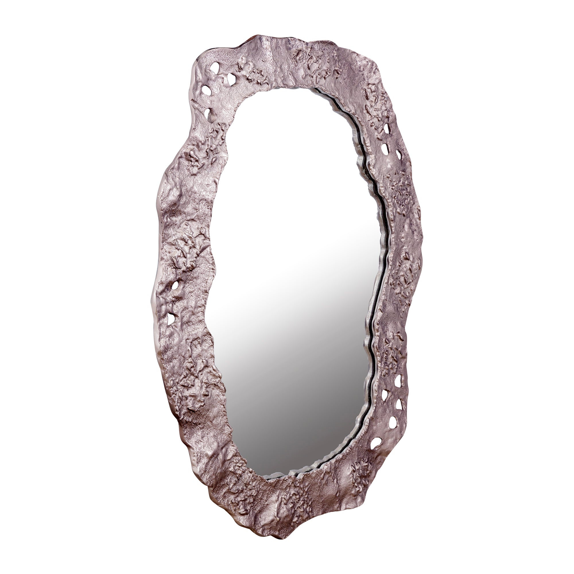 Kariss Bronze Casted Alu Mirror Rough Oval Shape van PTMD, tweede aanzicht van de spiegel op witte achtergrond