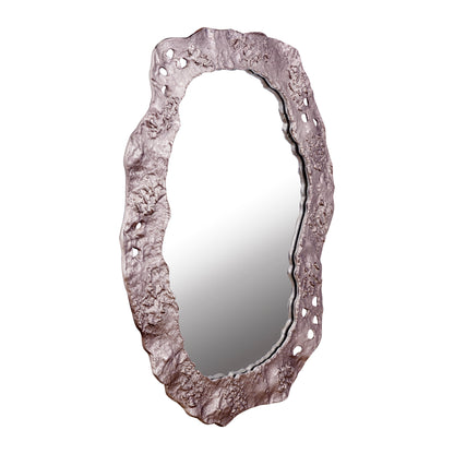 Kariss Bronze Casted Alu Mirror Rough Oval Shape van PTMD, tweede aanzicht van de spiegel op witte achtergrond