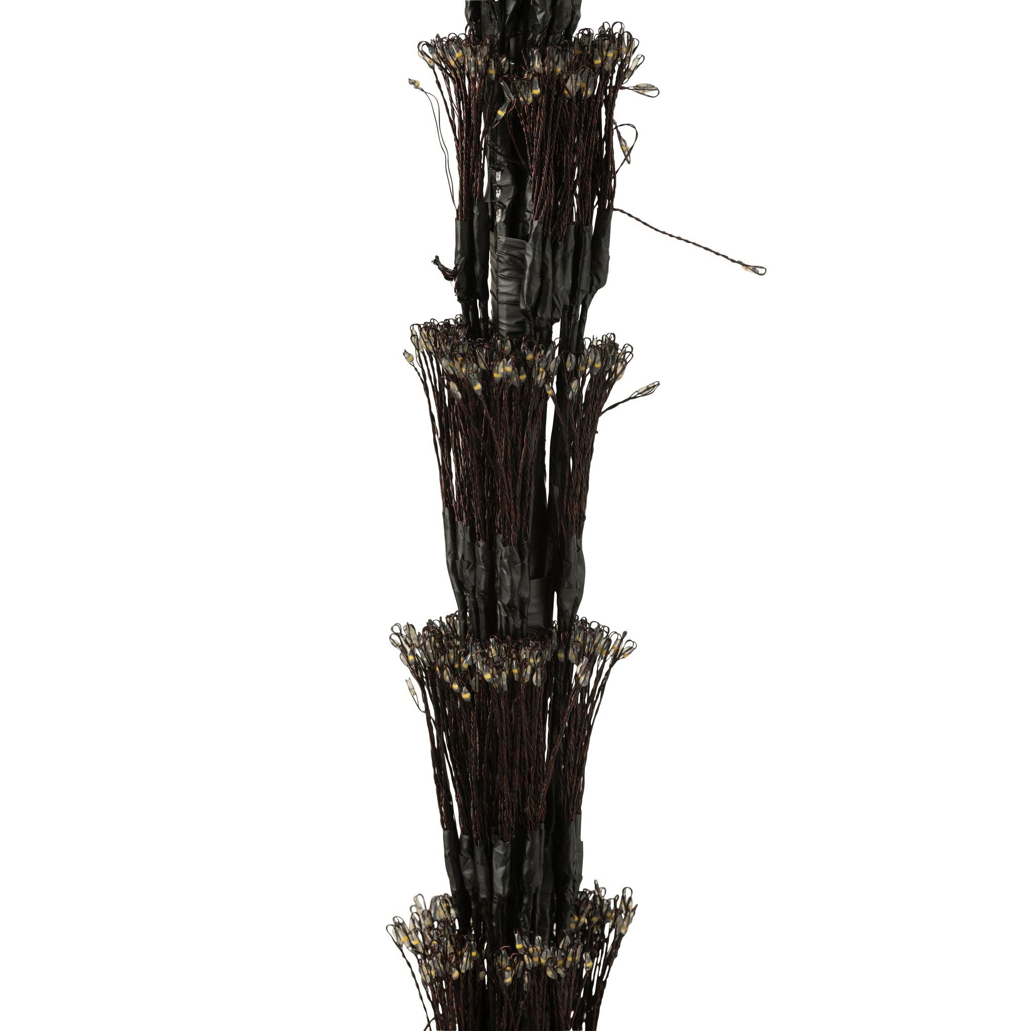 Kerstboom Led Warm Witte Lichten Ijzer Zwart Extra Large H240cm van J-Line, zijaanzicht van de boom