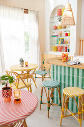 Kruk Rotan Geel/Wit Large - Barkruk - J-Line - livinglovely.nl