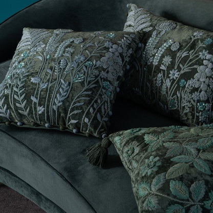 Kussen Bladeren + Bloemen Rechthoek van J-Line, dessin met bladeren en bloemen in groen en turquoise, detail van de stof