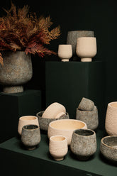 Laim Grey Cement Round Pot Dots Pattern On Base XL Dia30xH30cm PTMD - Pot - PTMD - livinglovely.nl