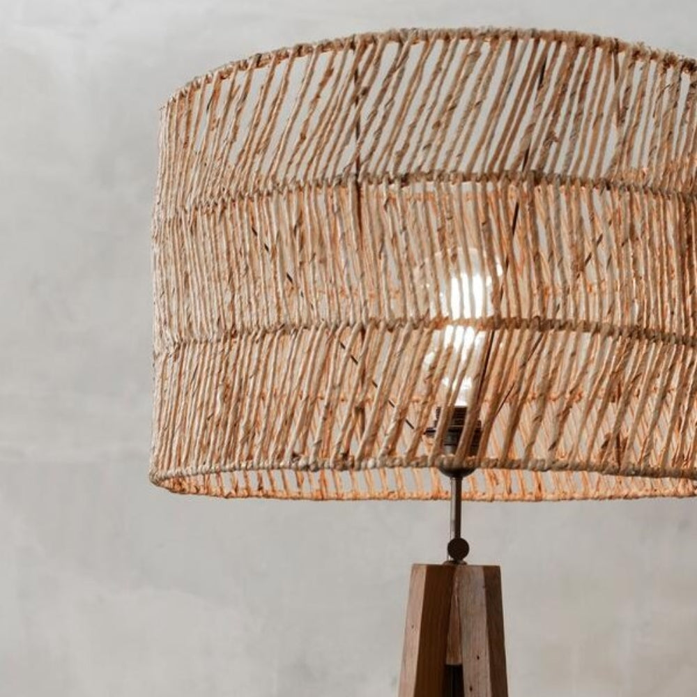 Detailfoto van het vlechtwerk van abaca op de Lampenkap Es Cubells
