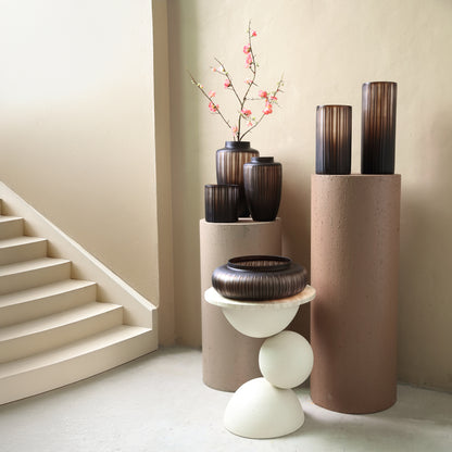 Linesa Brown Carved Glass Shaped Vase Matt LDia 19xh33cm PTMD - Vaas - PTMD - livinglovely.nl