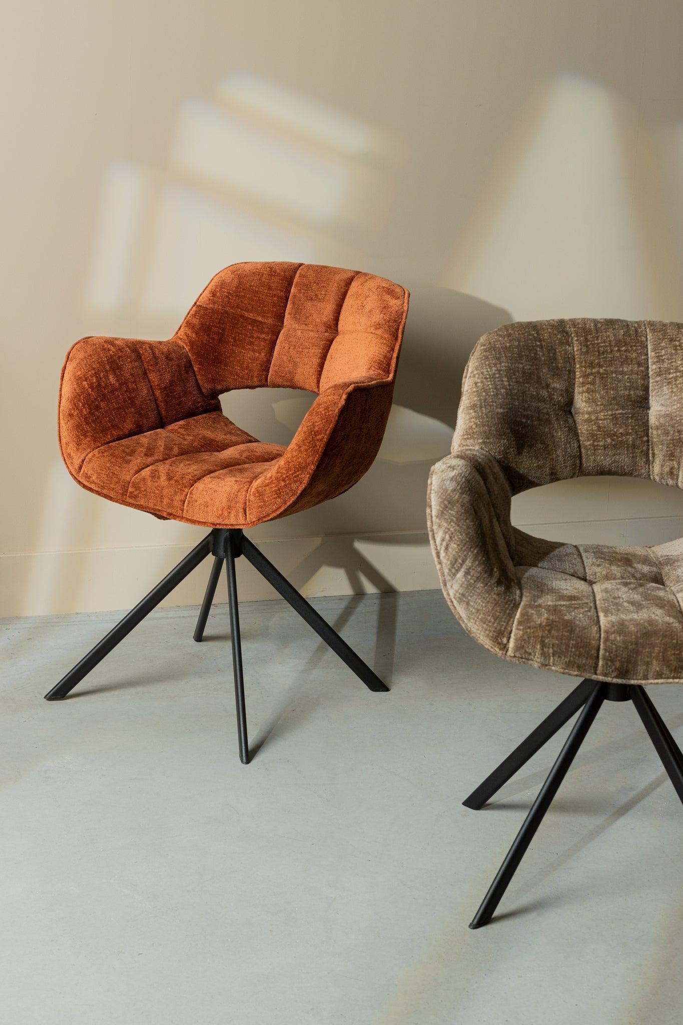 Link Dining chair beige fabric with metal legs PTMD - Eetkamerstoel - PTMD - livinglovely.nl