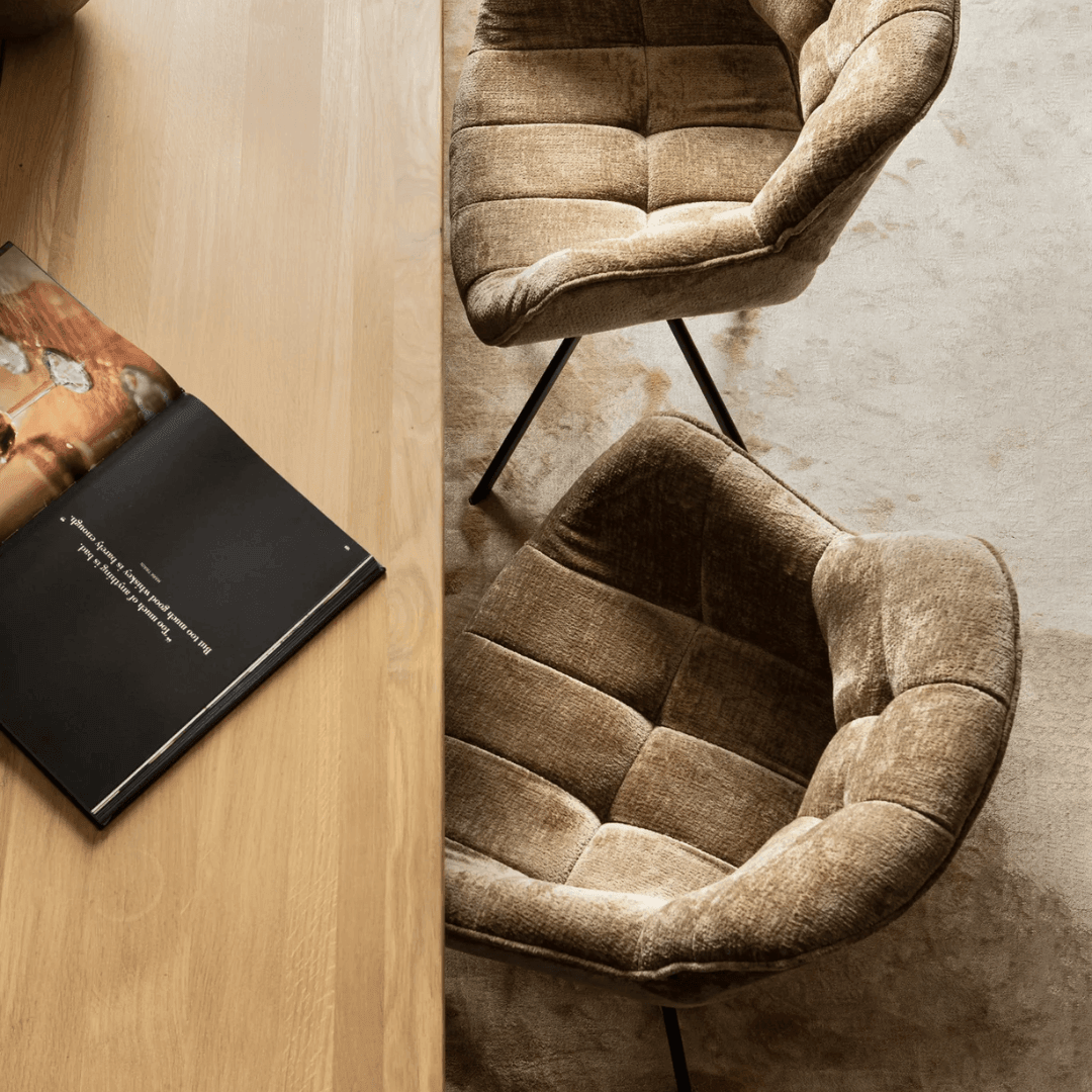 Link Dining chair dark brown fabric with metal leg PTMD - Eetkamerstoel - PTMD - livinglovely.nl