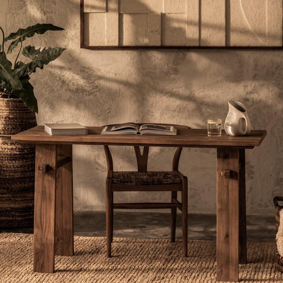 livinglovely.nl - Artisan Bureau Teakhout 120x60x78cm dBodhi - Bureau - dBodhi - livinglovely.nl