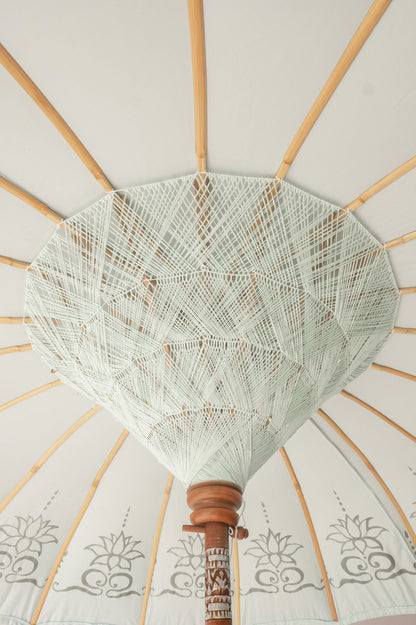 livinglovely.nl - Bali Parasol - Mint Half Zilver - 250cm - Parasol - Todo Bien - livinglovely.nl