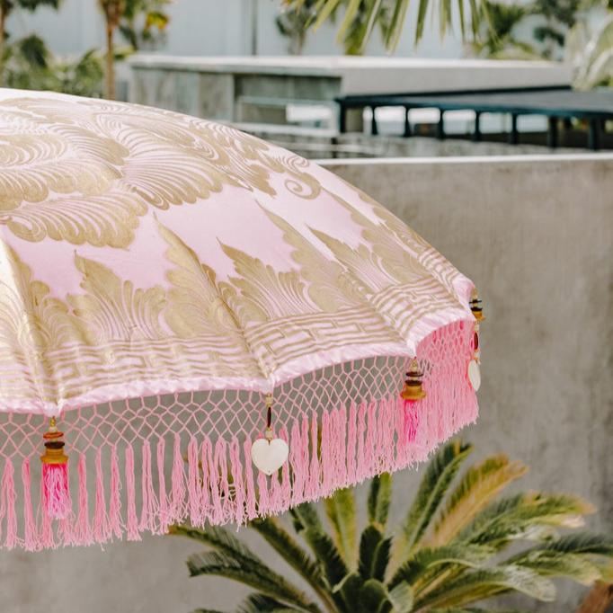 livinglovely.nl - Bali Parasol - Roze Vol Goud Fringe - 250cm - Parasol - Todo Bien - livinglovely.nl