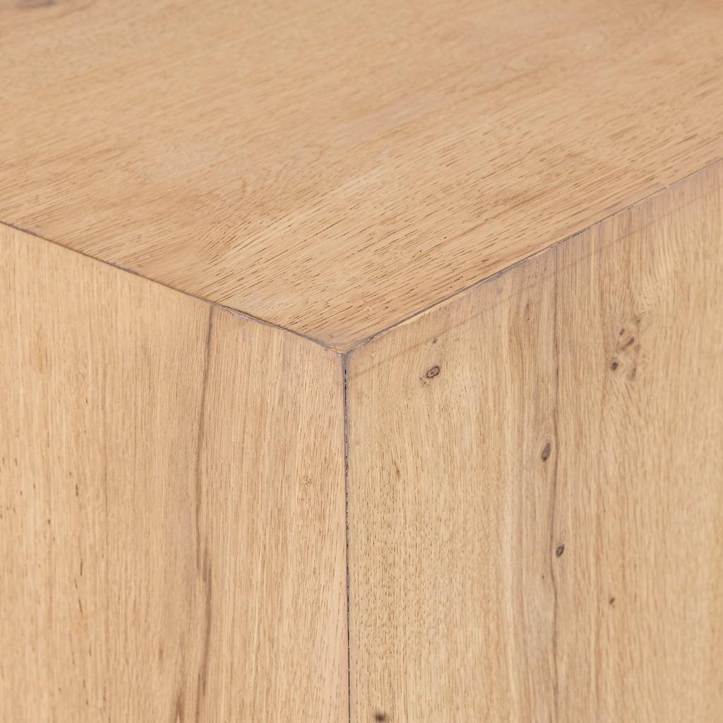 livinglovely.nl - Chevar Natural oak wood pedestal Set van 2 PTMD - Zuil - PTMD - livinglovely.nl