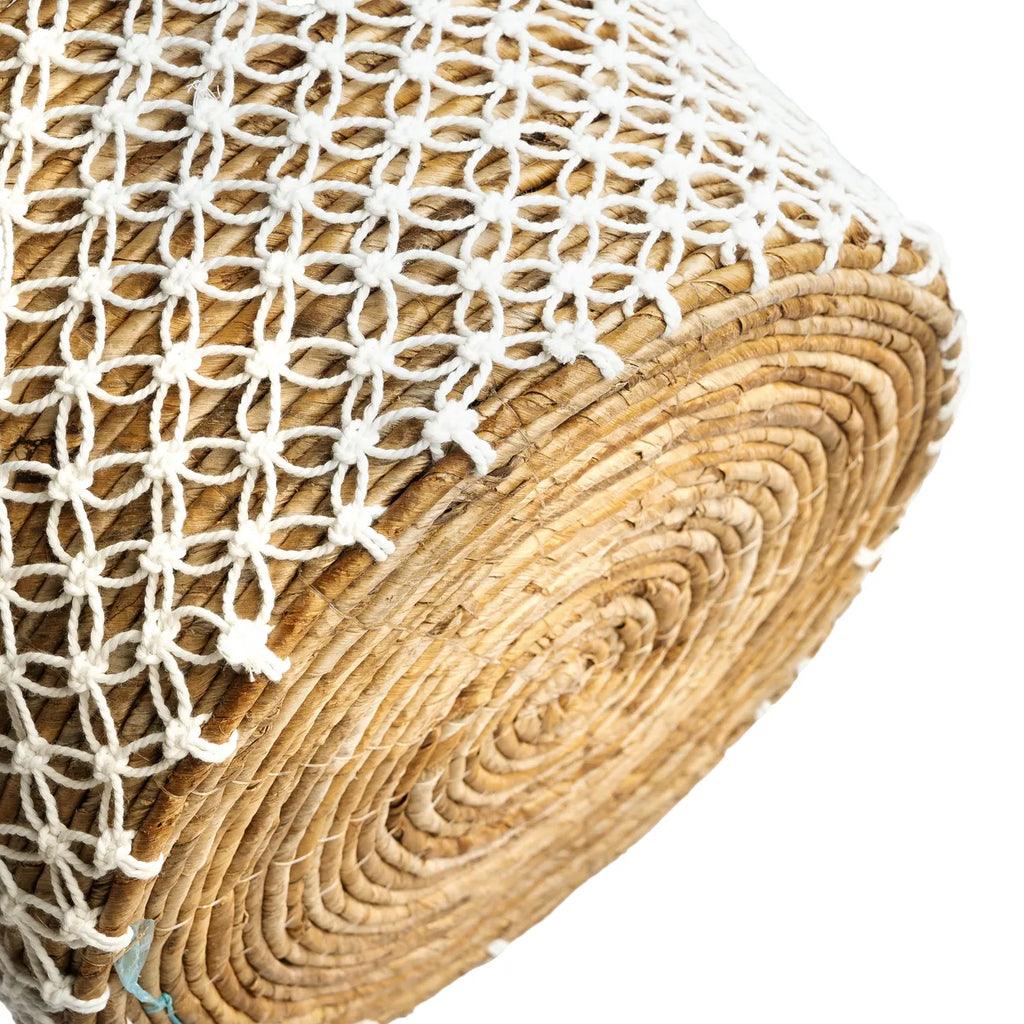 livinglovely.nl - De Cross Stitched Macramé Mand - Naturel Wit - M - Mand - Bazar Bizar - livinglovely.nl