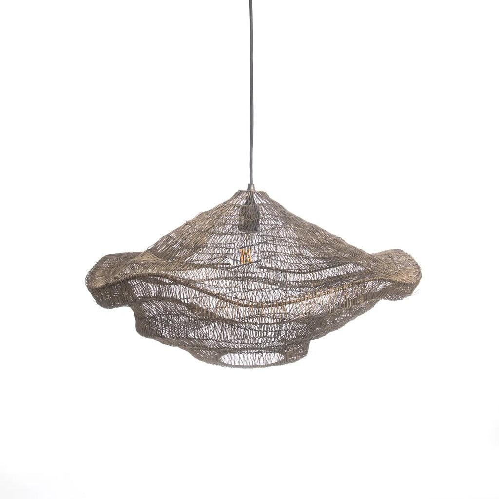 livinglovely.nl - De Oyster Hanglamp - Messing - M - Hanglamp - Bazar Bizar - livinglovely.nl