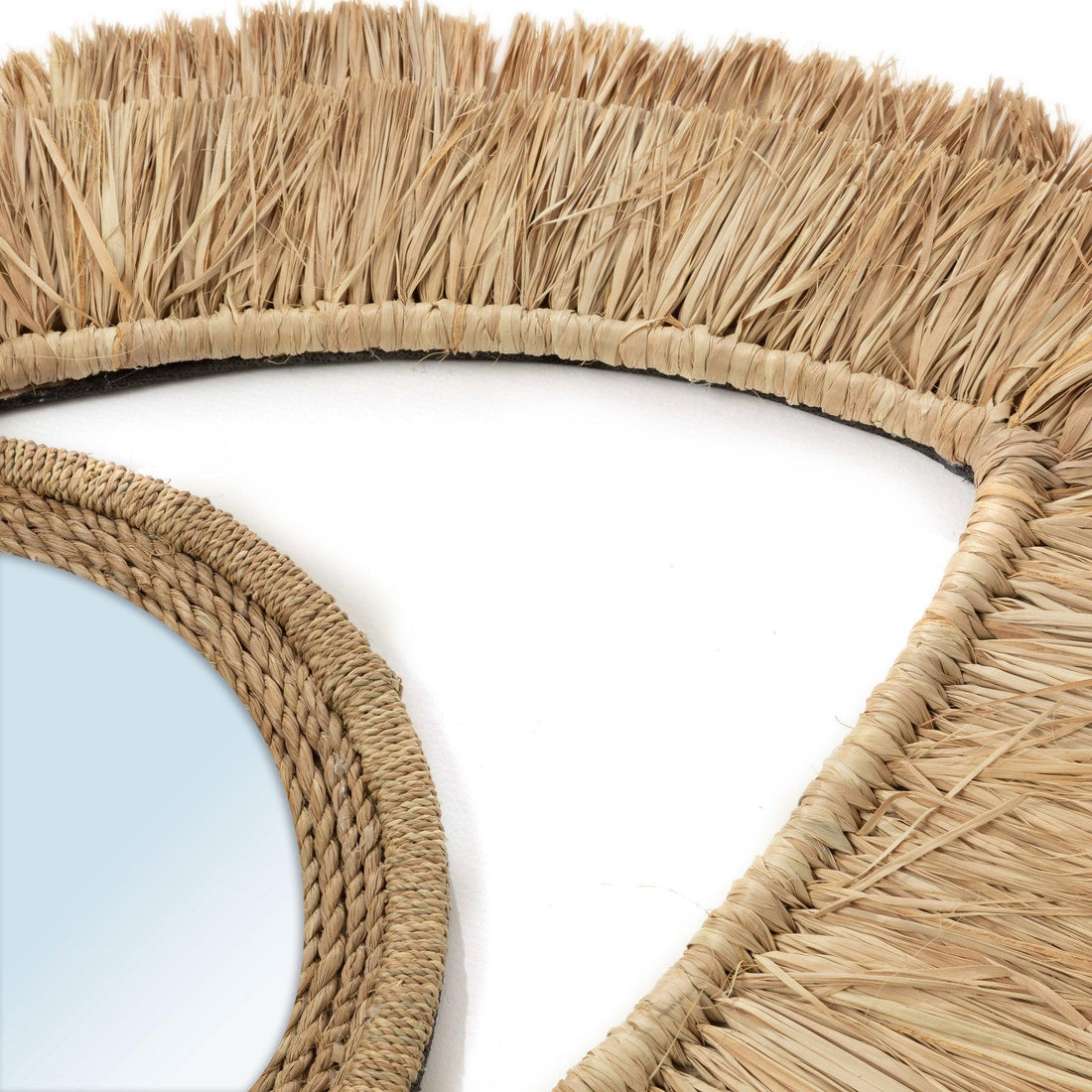 livinglovely.nl - De Raffia Eye Spiegel - Naturel - M 70x40cm - Spiegel - Bazar Bizar - livinglovely.nl