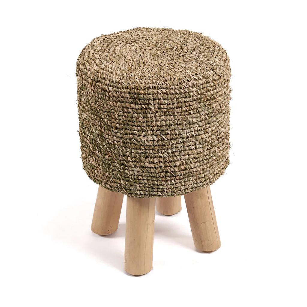 livinglovely.nl - De Raffia Tressed Kruk - Jungle Groen - Kruk - Bazar Bizar - livinglovely.nl