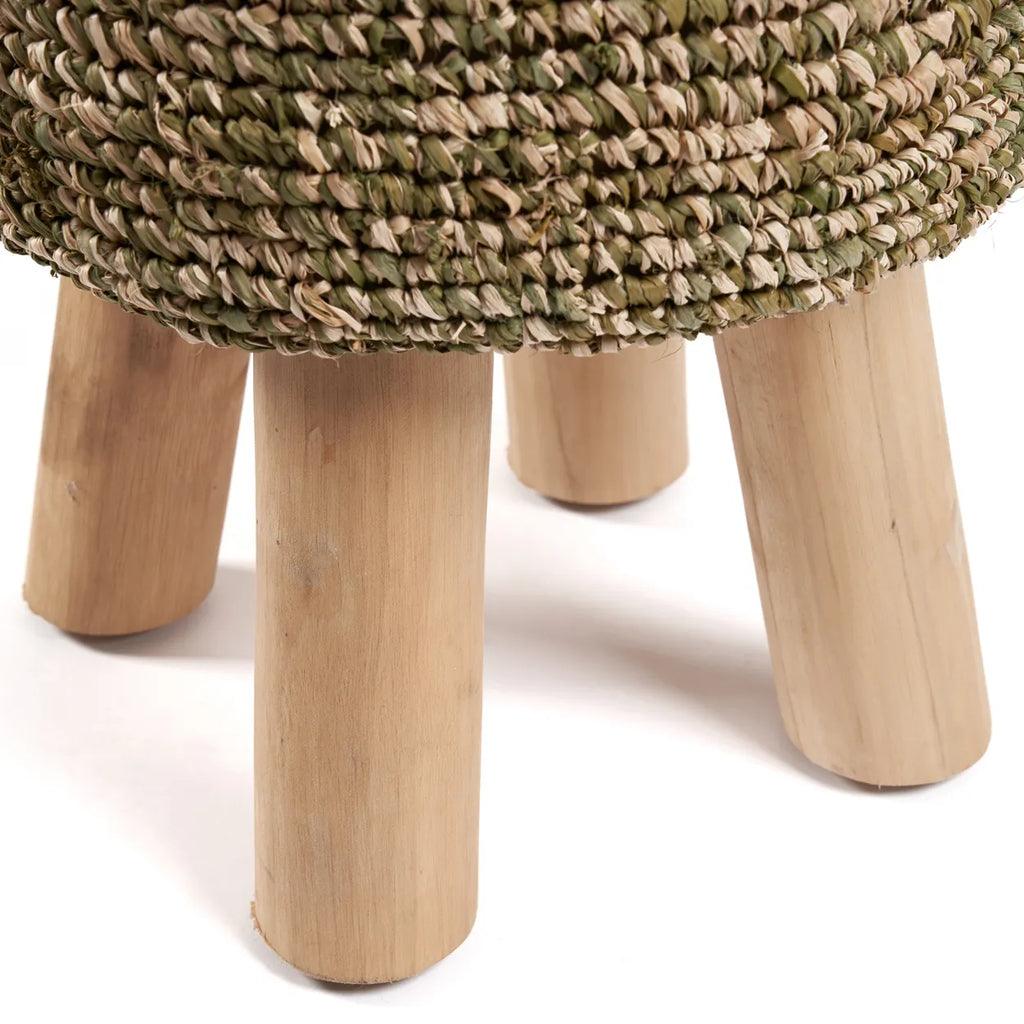 livinglovely.nl - De Raffia Tressed Kruk - Jungle Groen - Kruk - Bazar Bizar - livinglovely.nl