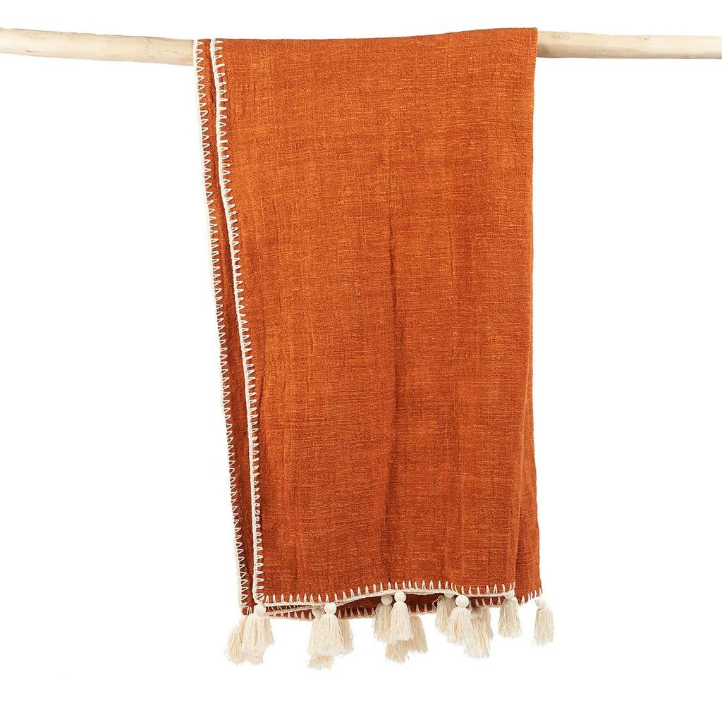 livinglovely.nl - De Stitch Bedsprei - Terracotta - Plaid - Bazar Bizar - livinglovely.nl