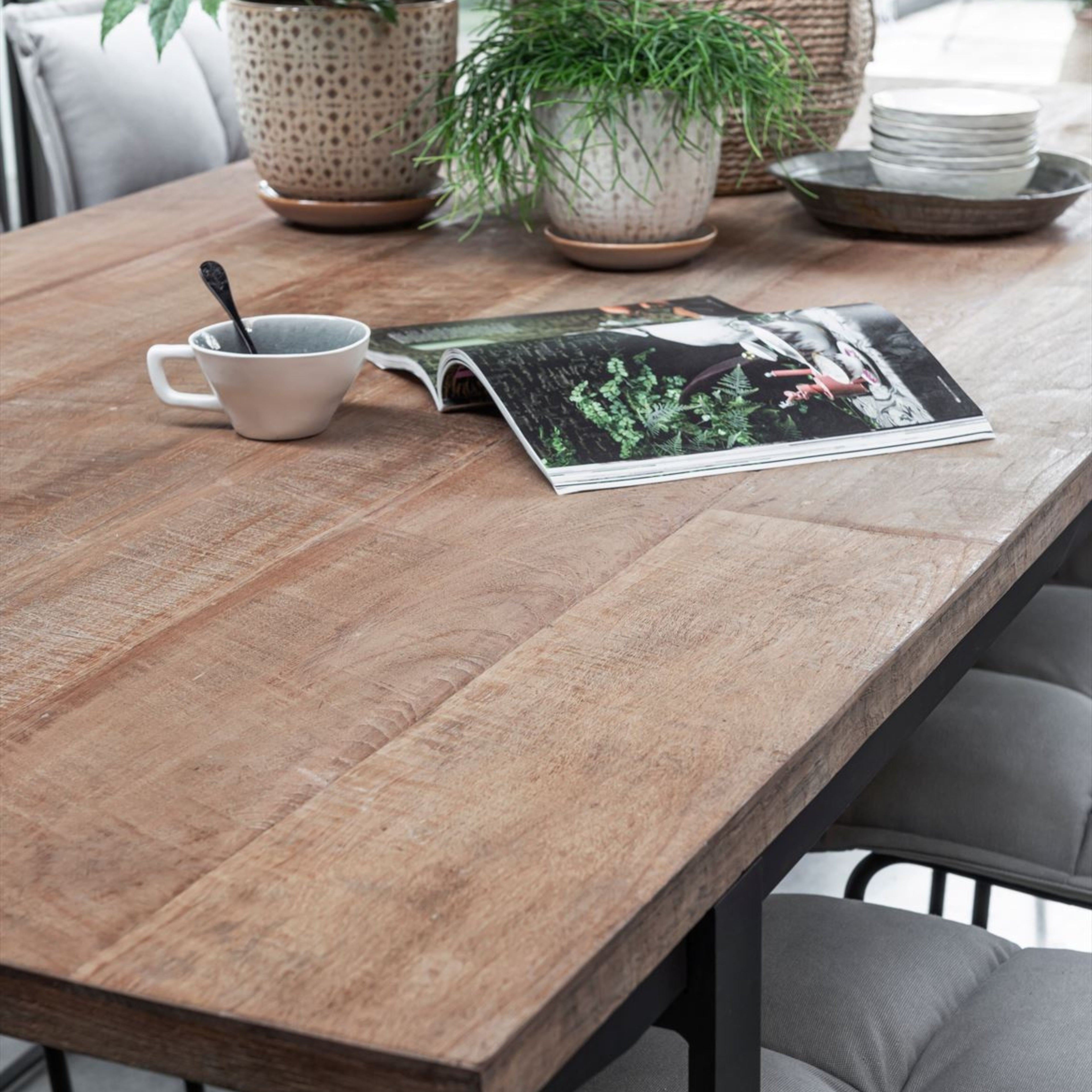 livinglovely.nl - DTP Home Eettafel Odeon 225cm - Eetkamertafel - DTP Home - livinglovely.nl