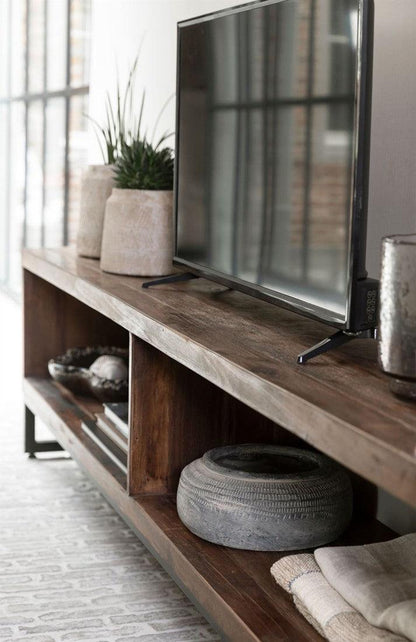 livinglovely.nl - DTP Home Timber TV Stand Medium 160cm - TV meubel - DTP Home - livinglovely.nl