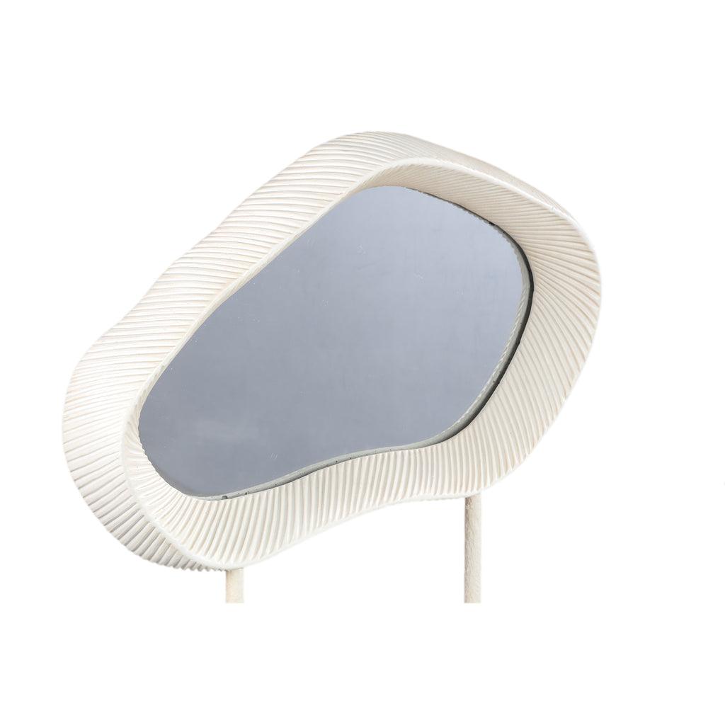 livinglovely.nl - Eilish White poly organic mirror on mdf base low PTMD - Spiegel - PTMD - livinglovely.nl